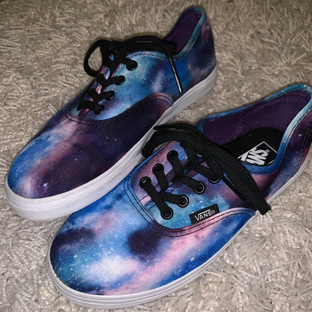 Girl’s Galaxy Authentic Lo Pro Vans